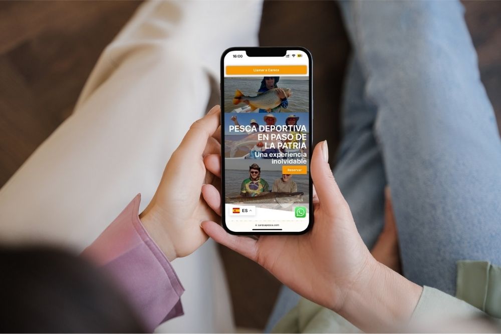 MOCKUP MOVIL CARECA PARA HOME